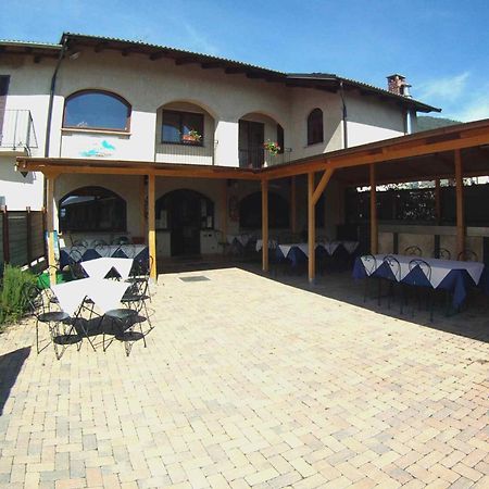 Locanda Dl'Angel Villar San Costanzo Εξωτερικό φωτογραφία