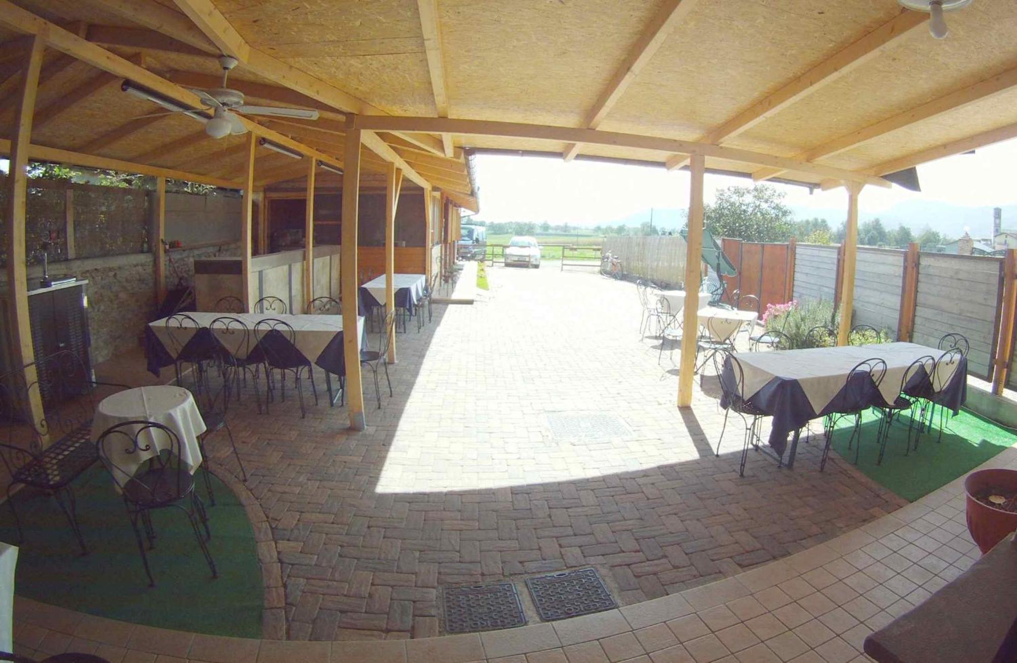 Locanda Dl'Angel Villar San Costanzo Εξωτερικό φωτογραφία